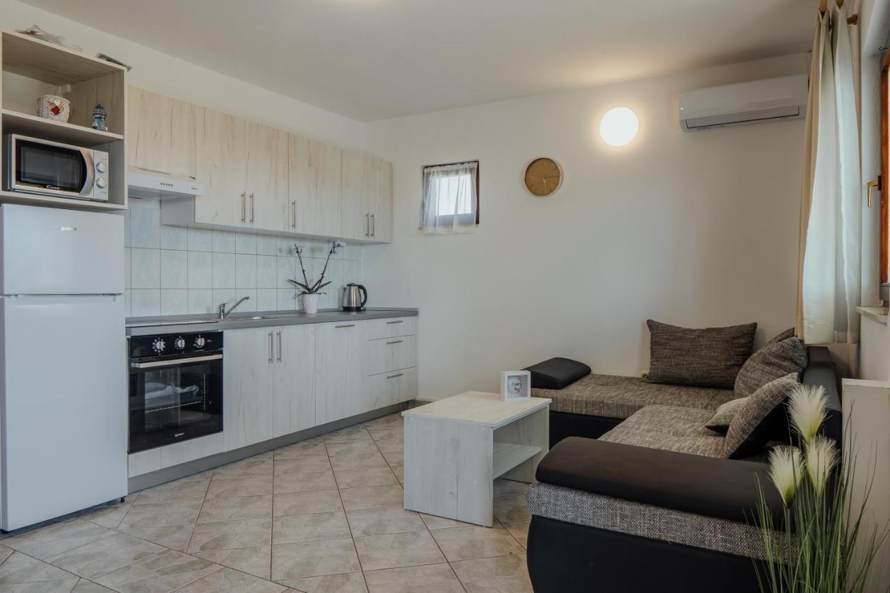 Apartmani Jaman Vrsi Room photo