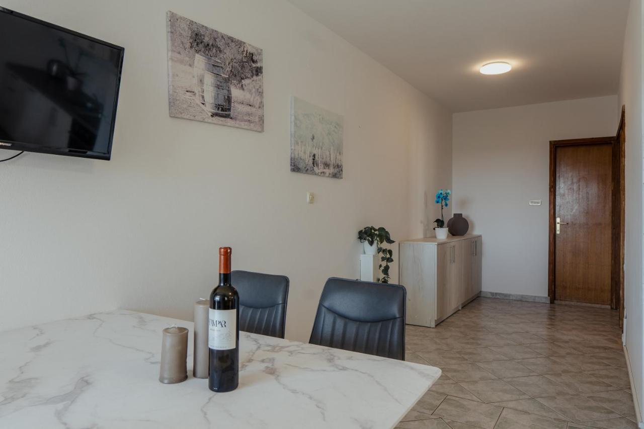 Apartmani Jaman Vrsi Room photo