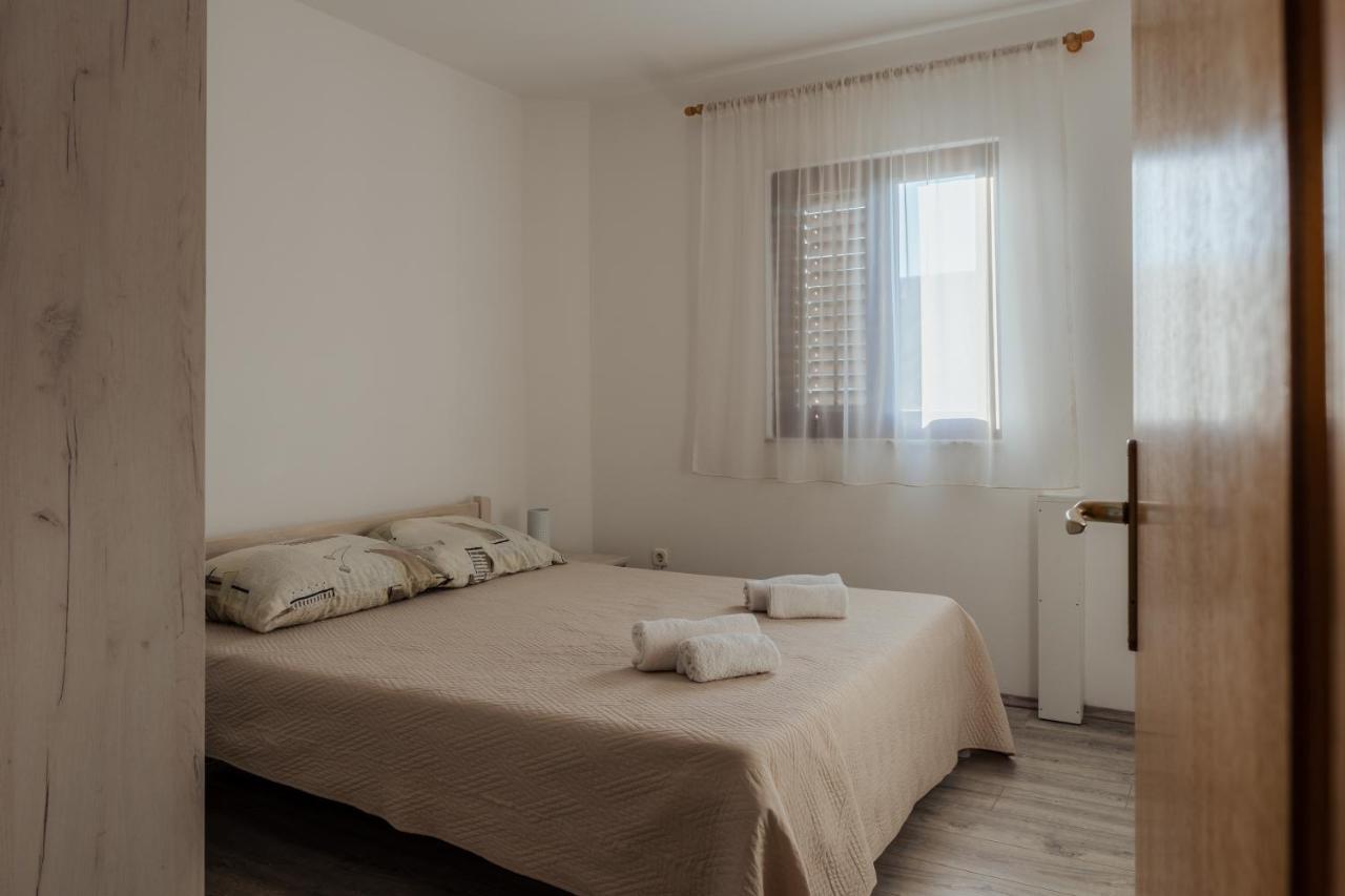 Apartmani Jaman Vrsi Exterior photo