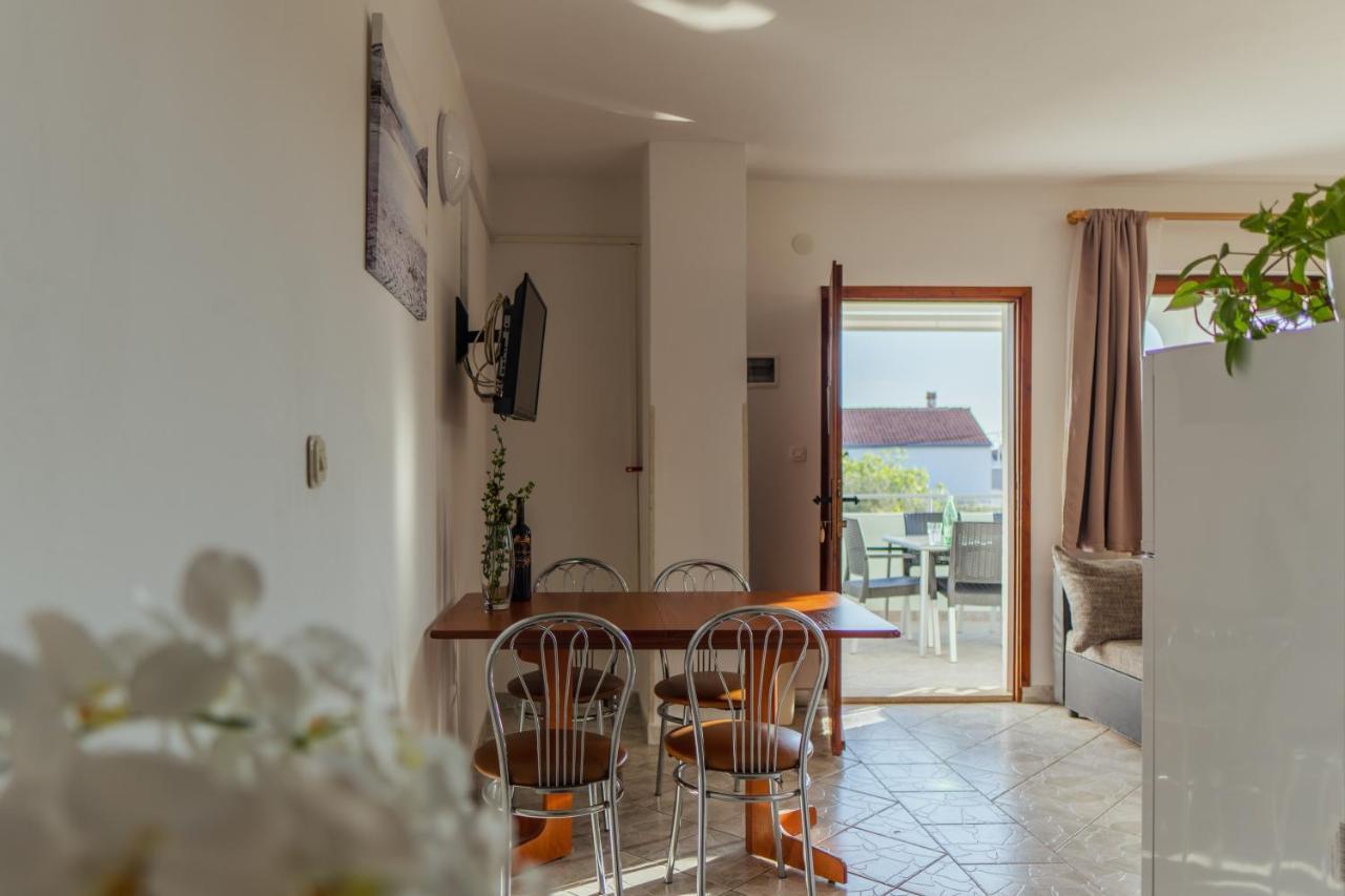 Apartmani Jaman Vrsi Exterior photo