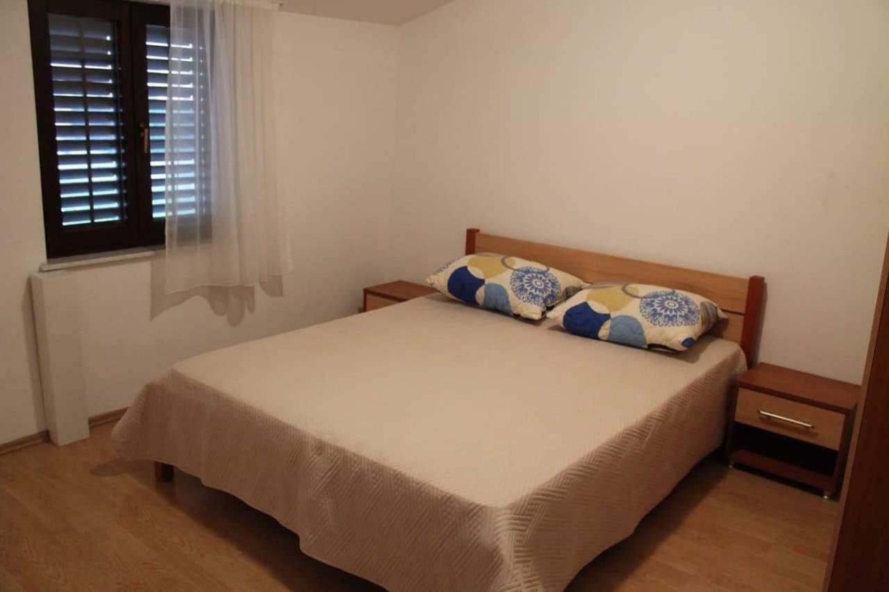 Apartmani Jaman Vrsi Exterior photo